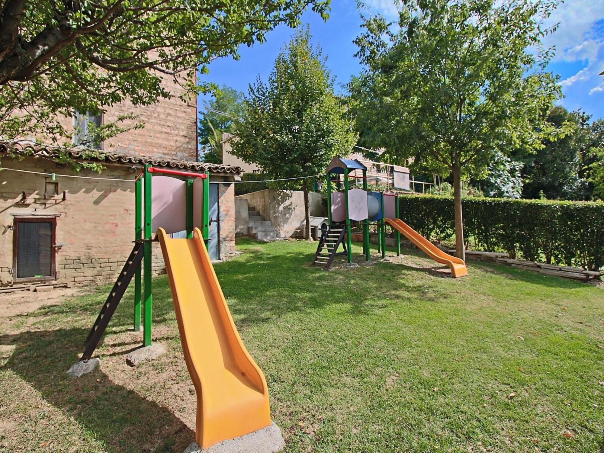 Nice Flat In Arcevia With Swimming Pool Exterior photo