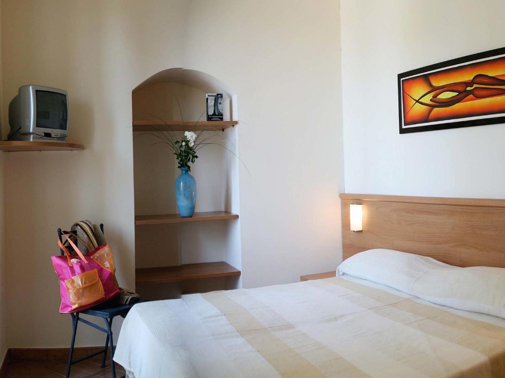 Nice Flat In Arcevia With Swimming Pool Exterior photo